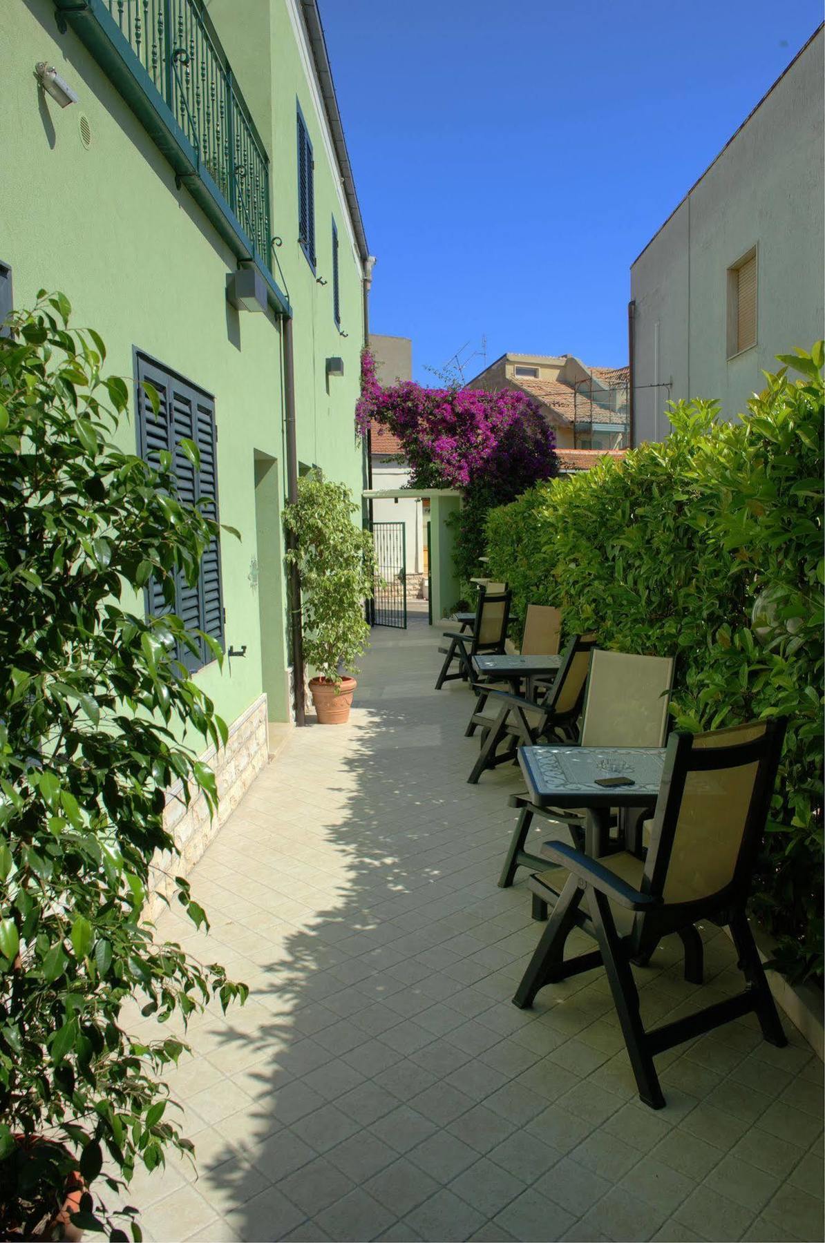 La Casa Del Nonno Bed & Breakfast Campomarino  Exterior photo