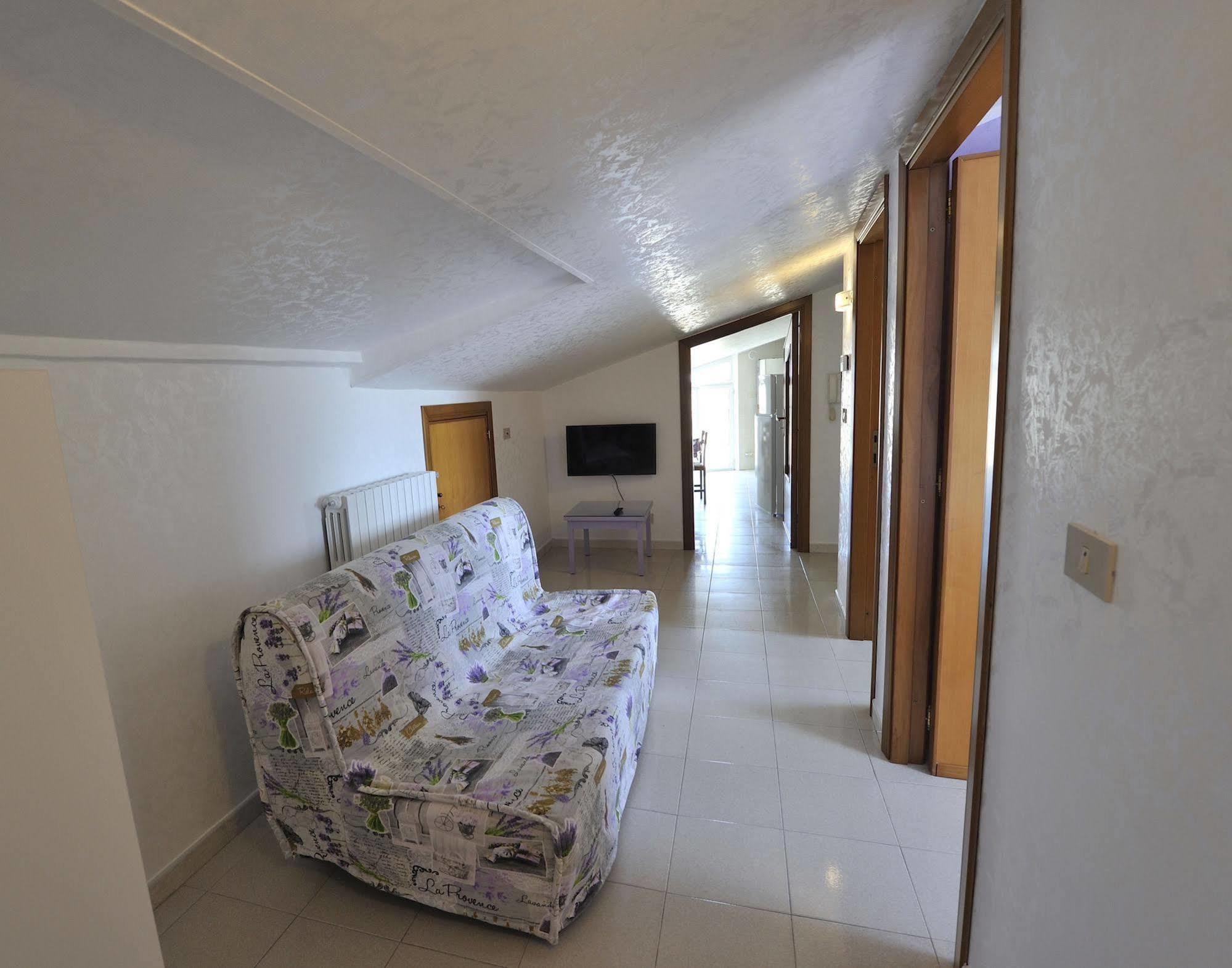 La Casa Del Nonno Bed & Breakfast Campomarino  Exterior photo