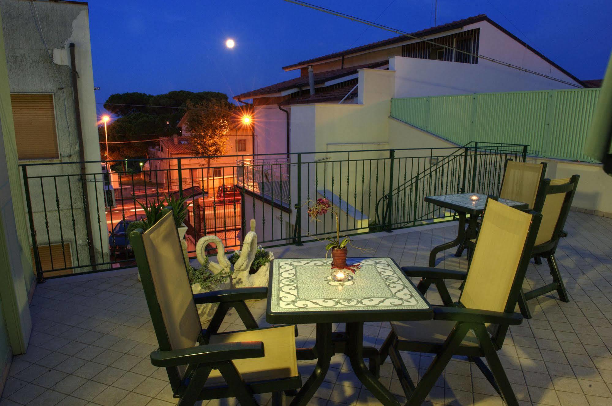 La Casa Del Nonno Bed & Breakfast Campomarino  Exterior photo